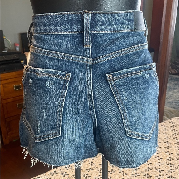 Buckle Dark Blue Jean Shorts - Picture 5 of 11